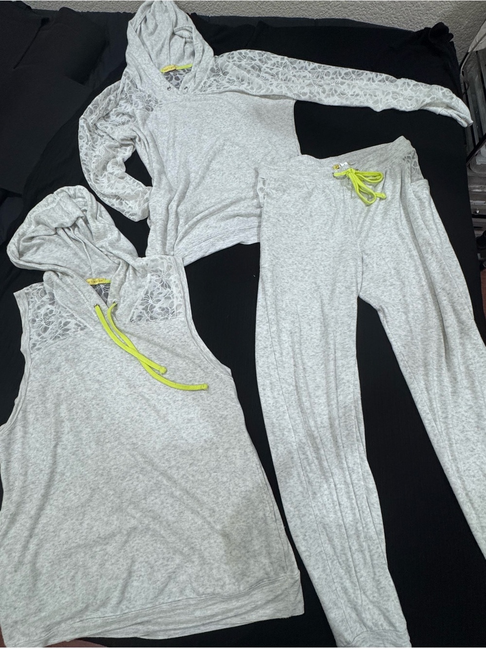 Gorgeous Women's fleur't 3 piece set, Light Gray with lace detailing.